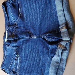 SO low rise favorite midi distressed denim shorts Sz 3preloved EUC